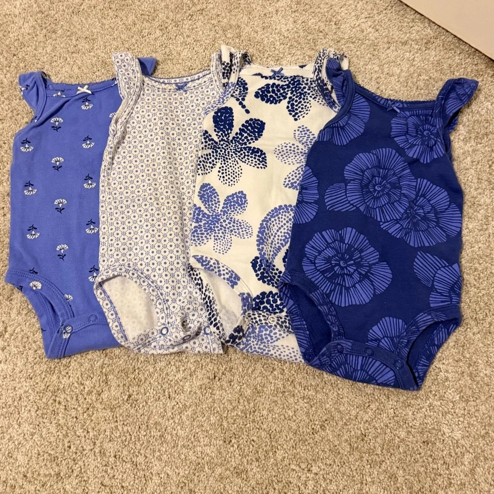 6M, 6-9M, 9M baby girl onesie bundle - Picture 6 of 10